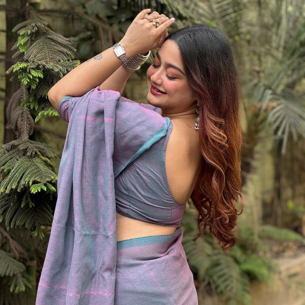 Pratyusha Paul - Kolkata Beautiful Actor - West Bengal Beautiful Saree Model- Kolkata Saree Beauty - Kolkata Saree Lover