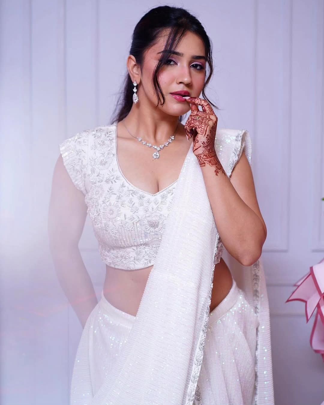 Roshni Walia