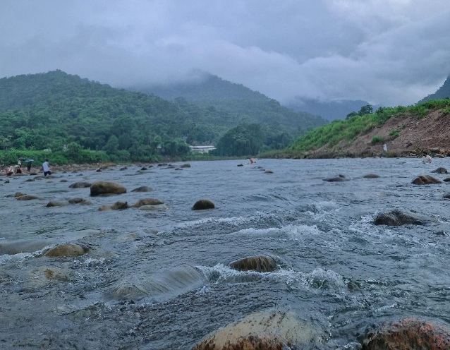 সিলেটের সীমান্তবর্তী এলাকার বিছনাকান্দির প্রাকৃতিক সুন্দর দৃশ্য।