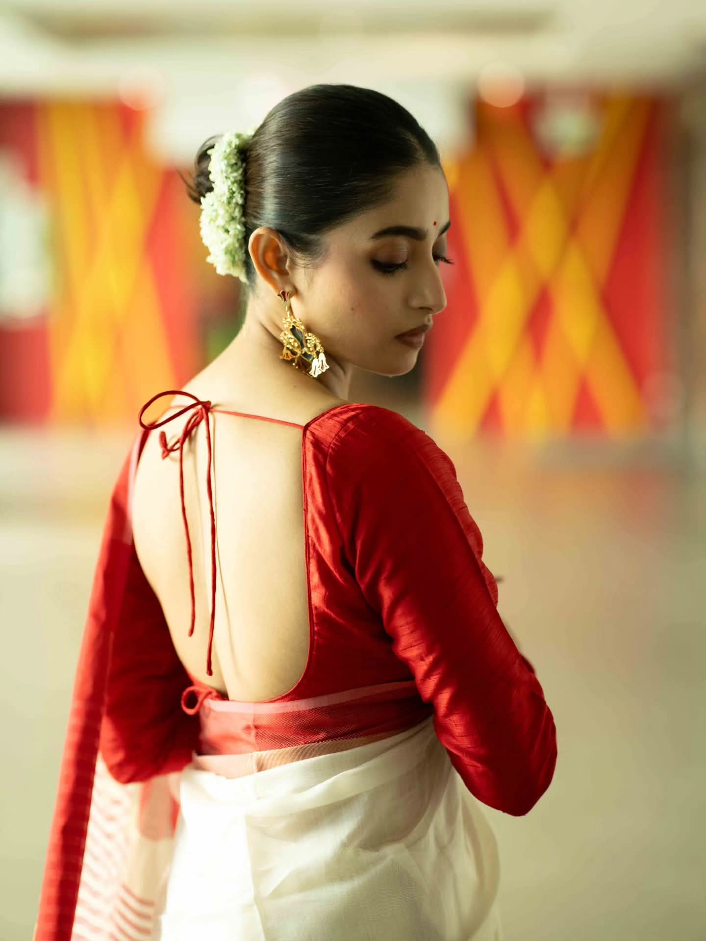 Ishaa Saha