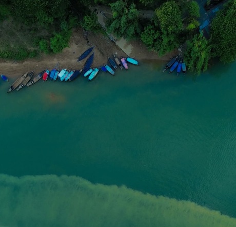 স্বচ্ছ নীল পানির প্রথম ঠিকানা, লালাখাল সিলেট, বাংলাদেশ।