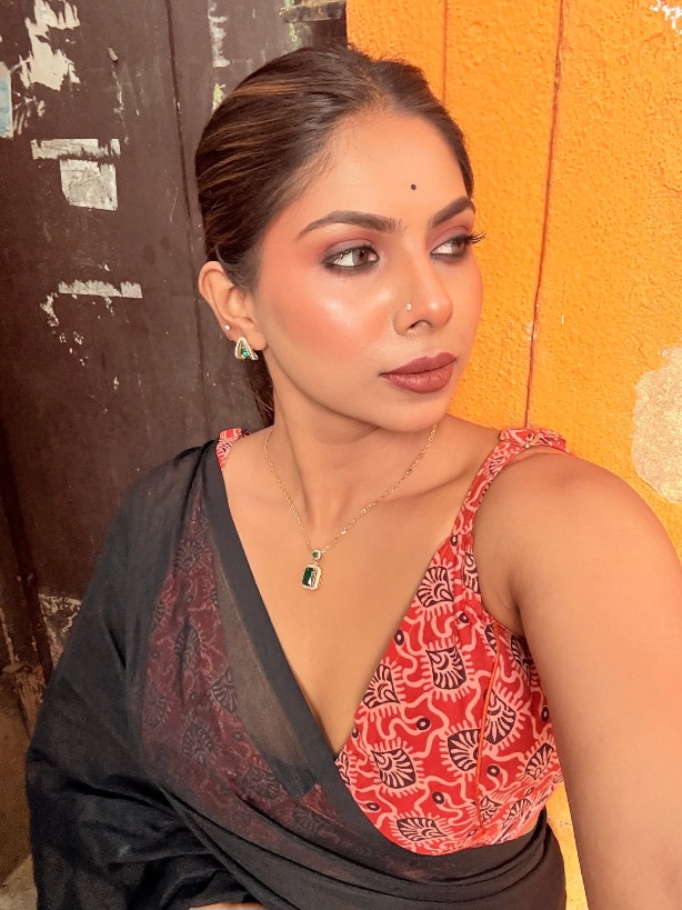 Arpita Saha - Saree Beauty - Indian Saree Model - Saree Lover