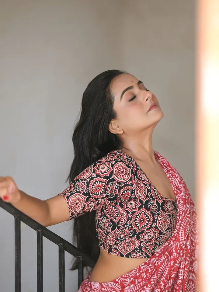 Priyanka Banerjee - Kolkata Beautiful Model - Kolkata Saree Beauty - Saree Lover