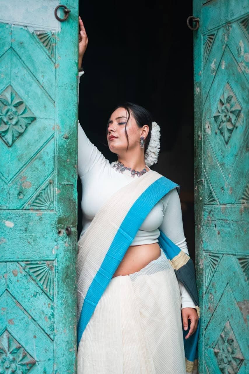 Monideepa Choudhury - Indian Saree Beauty - White Saree Love - White Saree Fashion - White Blouse Fashion - Kolkata Saree Model