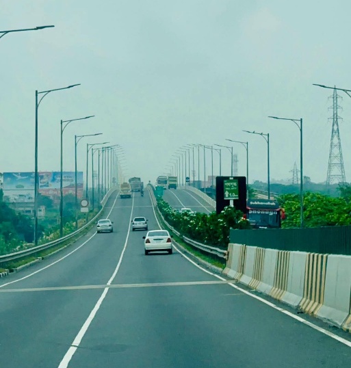 ঢাকা-মাওয়া এক্সপ্রেসওয়ে সুন্দর দৃশ্য।