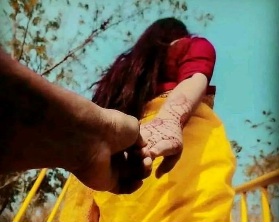 হৃদয় কখনো বাস্তববাদী হতে পারে না! যতক্ষণ না তা ভাঙার অযোগ্য হয়ে ওঠে!💔