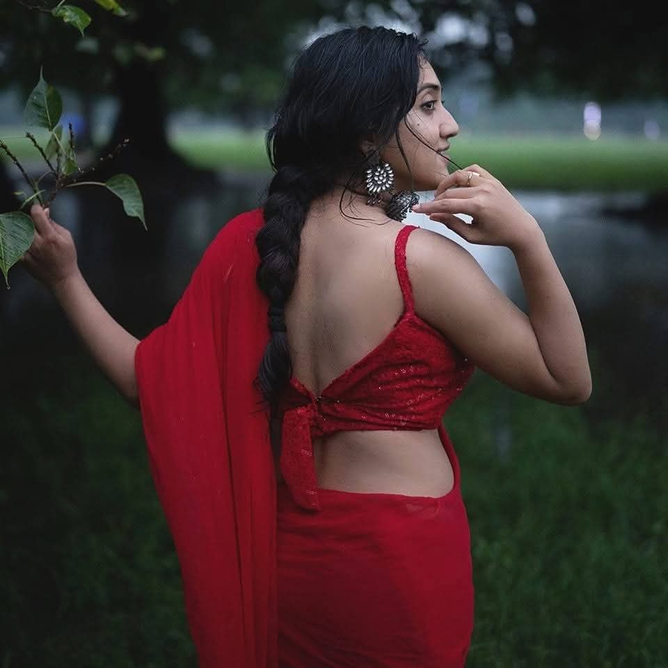 Ankita Das - Kolkata Saree Model - Red Saree Girl Photo - Indian Girl Photo - Red Blouse Women - Red Blouse With Saree - Kolkata Saree Beauty - Kolkata Saree Style - Red Saree For Wedding - Kolkata Saree Fashion