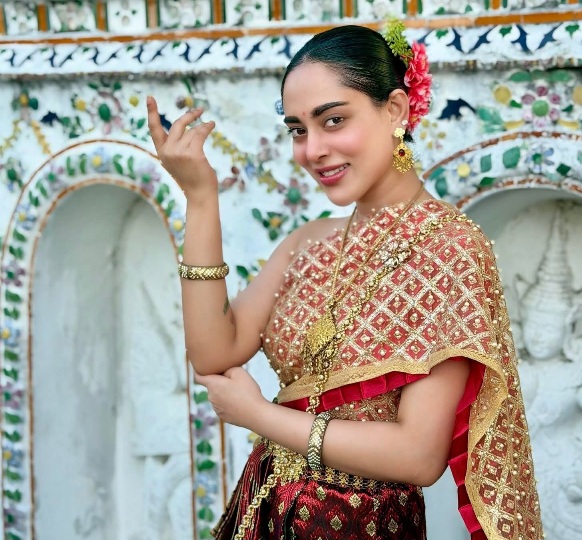 Tama Mirza - Bangladeshi Female Actor - Bangladeshi Girl Photo - Bangladeshi Girl Model