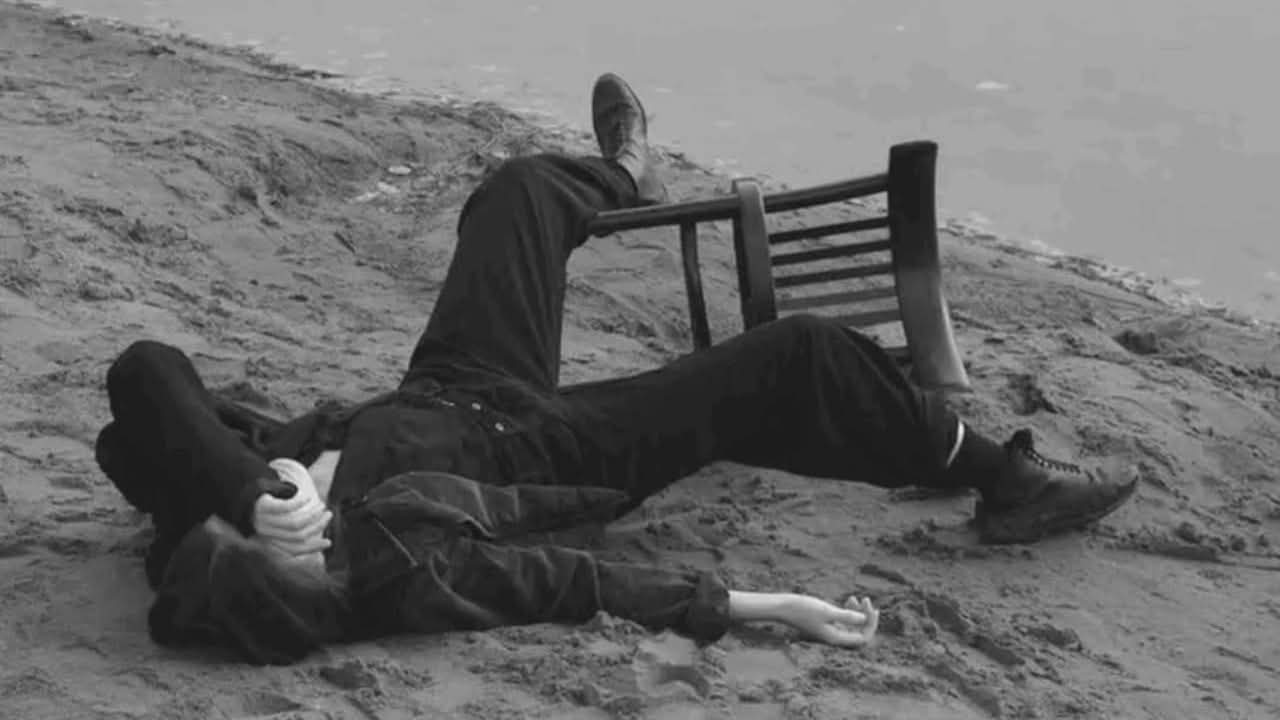 পুরুষ মানুষ পরিশ্রমে ক্লান্ত হয় না, ক্লান্ত হয় টেনসনে।🤎