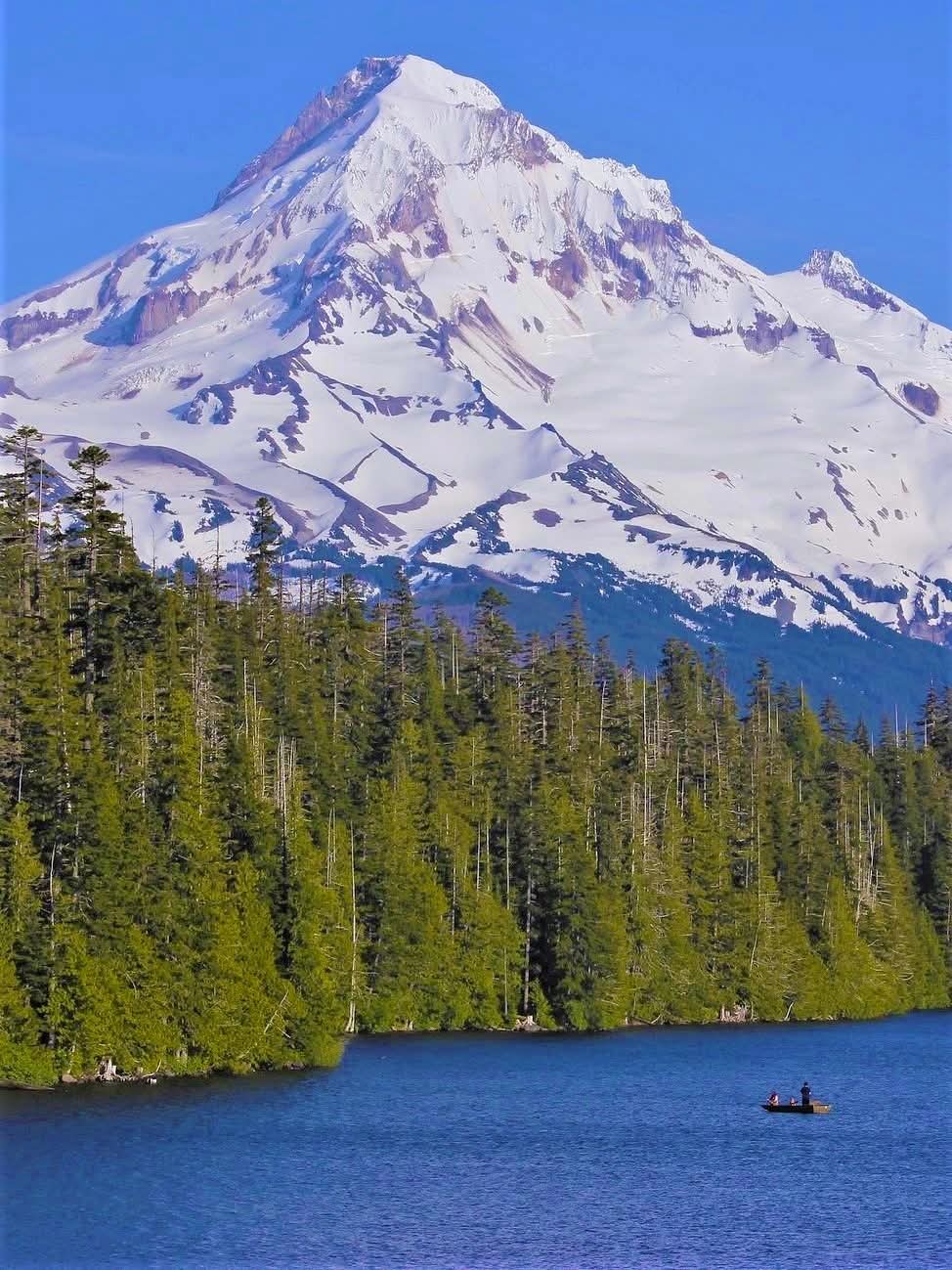Mount Hood, Oregon, USA.
