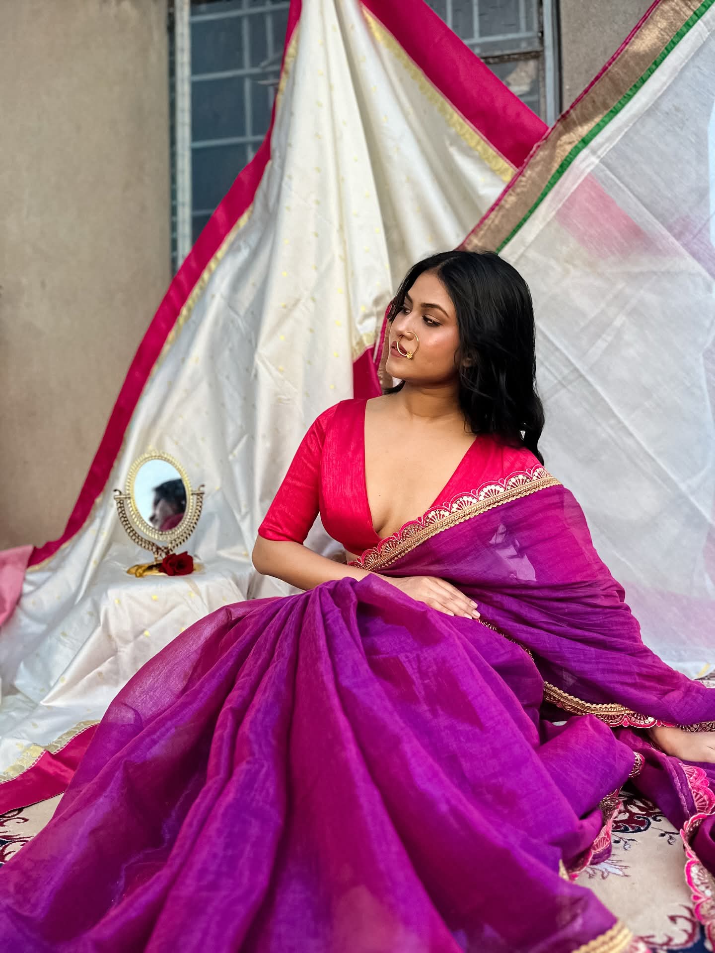 Sangita Das - Kolkata Saree Model - Kolkata Saree Beauty - Kolkata Hot Girl Photo - Kolkata Blouse Design - Red Blouse Lover - Purple Saree Lover - Kolkata Blouse Style - Kolkata Saree Sondori - Kolkata Saree Lover