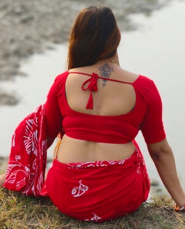 Pratima Pramanick - Kolkata Saree Model  - Kolkata Saree Beauty - Backless Blouse Beauty - Backless Blouse Design - Red Saree Blouse Lover - Kolkata Hot Leady Photo - Kolkata Saree Sondori - Kolkata Saree Style - Kolkata Saree River