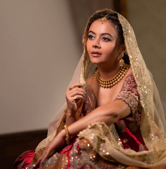 Devoleena Bhattacharjee - Indian Saree For Wedding - Indian Saree Model - Indian Girl Photo - Indian Woman Photo - Indian Saree Sondori - Indian Saree Lover - Indian Saree River