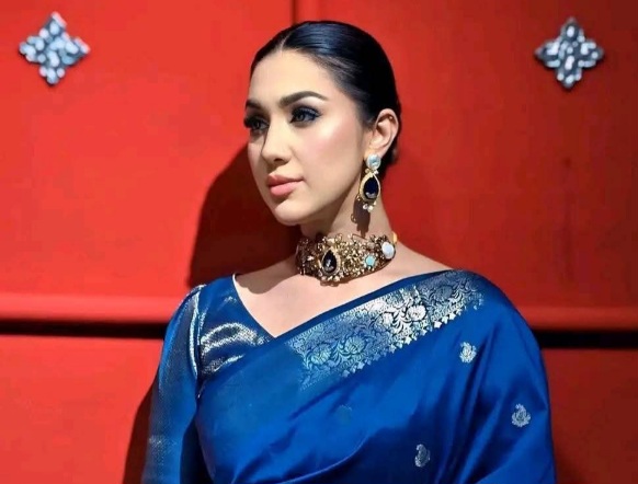 Apu Biswas - Bangladeshi Beautiful Leady Actor - Apu Biswas Photo - Bangladeshi Saree Beauty - Bangladeshi Girl Model - Bangladeshi Woman Photo