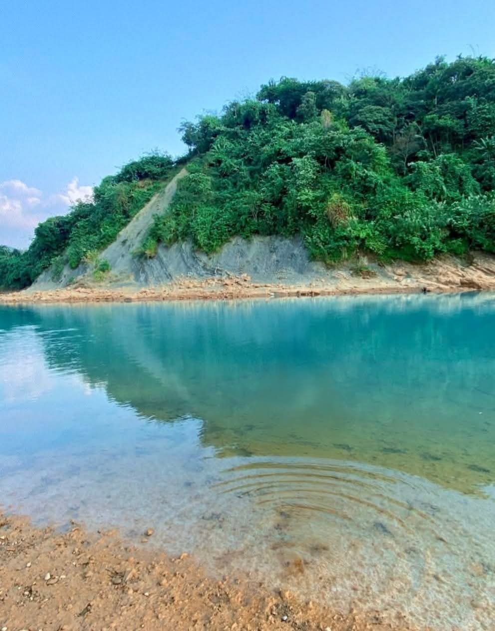 বাংলার নীলনদ সিলেটের জৈন্তাপুরের লালাখাল। সিলেটের সুন্দর দৃশ্য। জৈন্তাপুরের সুন্দর দৃশ্য। লালাখালের সুন্দর দৃশ্য। বাংলাদেশের সুন্দর দৃশ্য।