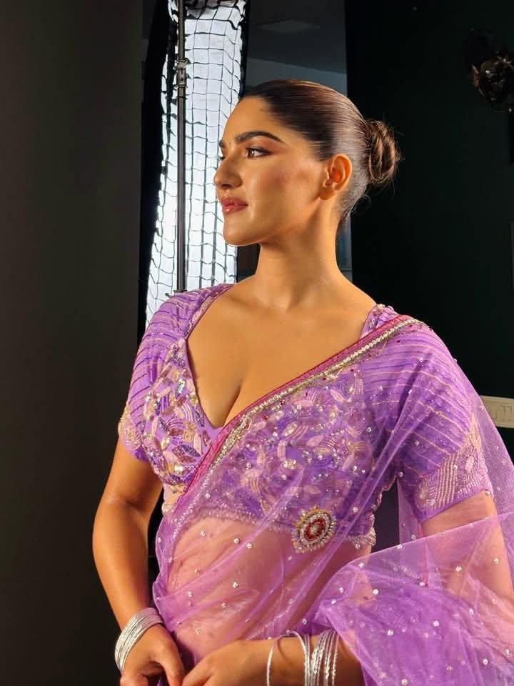 Kalpana Sharma - Indian Saree Beauty - Indian Hot Saree Model - Indian Saree Blouse Lover - Indian Hot Woman Phone - Indian Saree Sondori - Indian Saree River