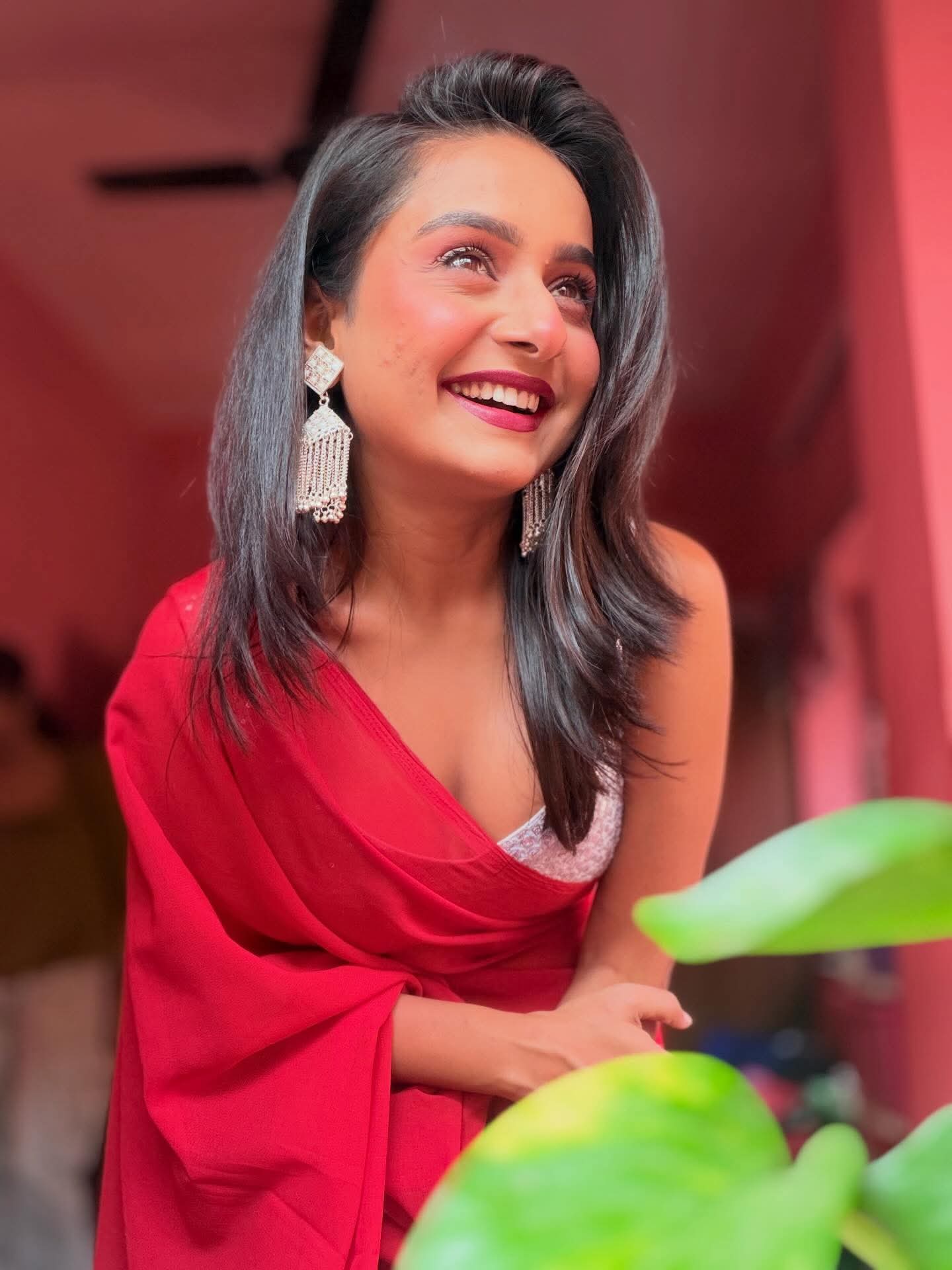 Priyanka Banerjee - West Bengal Saree Beauty - West Bengal Hot Saree Model - Red Saree Lover - White Blouse Lover - West Bengal Hot Girl Photo - West Bengal Saree Blouse Fashion - West Bengal Blouse Design - West Bengal Saree Blouse Style