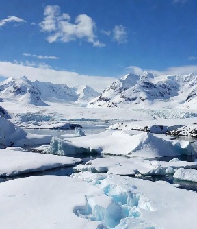 Winter view in Greenland 🇬🇱