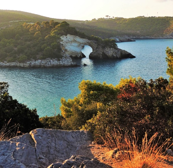 Arco di San felice, Gargano, Puglia, Italy.