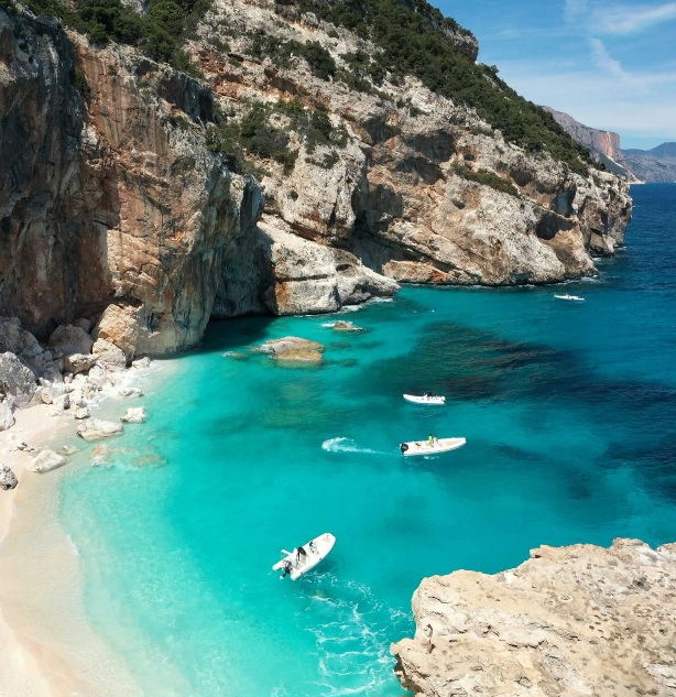 Cala dei Gabbiani, Sardini, Italy.