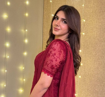Vaneeza Sattar - Pakistani Beautiful Actor - Pakistani Beautiful Leady - Pakistani Girl Photo