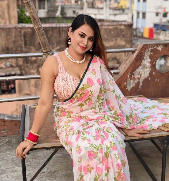 Pratima Pramanick - West Bengal Saree Beauty - West Bengal Hot Saree Model - Red Saree Lover - White Blouse Lover - West Bengal Hot Girl Photo - West Bengal Saree Blouse Fashion - West Bengal Blouse Design - West Bengal Saree Blouse Style