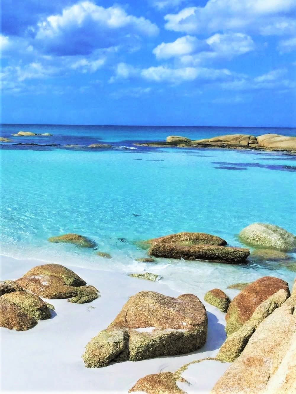 Bay of Fires, Tasmania, Australia.