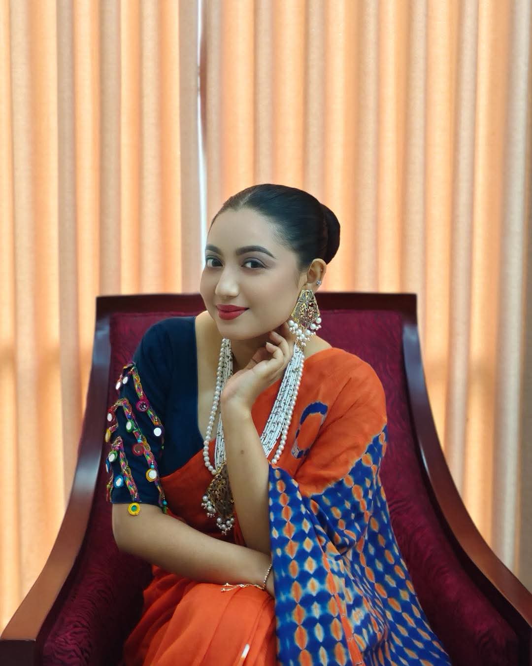 Tama Rashid is Bangladeshi beautiful ladies actor model, Tama Rashid Photo, Bangladeshi saree blouse fashion.