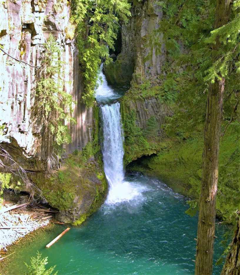 Toketee Falls, Oregon-USA.