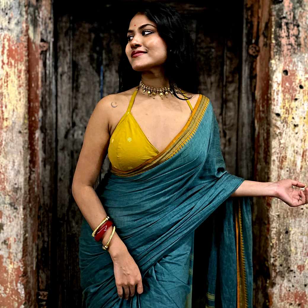 Sangita Das - Indian Saree Beauty - Indian Saree Designs - Indian Saree Blouse Wearing - Indian Saree Blouse Fashion - Indian Black Saree Blouse Styles - Indian Saree Blouse Shoot - Indian Saree Model - Sangita Das Hot & Saxy - Indian Saree Sondori - Indian Blouse Styles - Indian Saree Photoshoot - Indian Saree Lover
#SangitaDas #SareeLover #SareeModel #SareeBlouse #Saree #Blouse