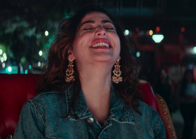 কেন নিজেকে হাসিখুশি রাখার চেষ্টা করবেন?