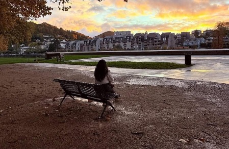 প্রতিটা মেয়েরই উচিত কেন ধাক্কা খাওয়া?