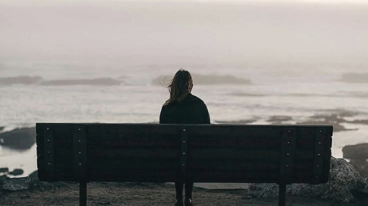 কেন জীবনে অতিরিক্ত ম্যাচিউর হতে যাইয়েন না?