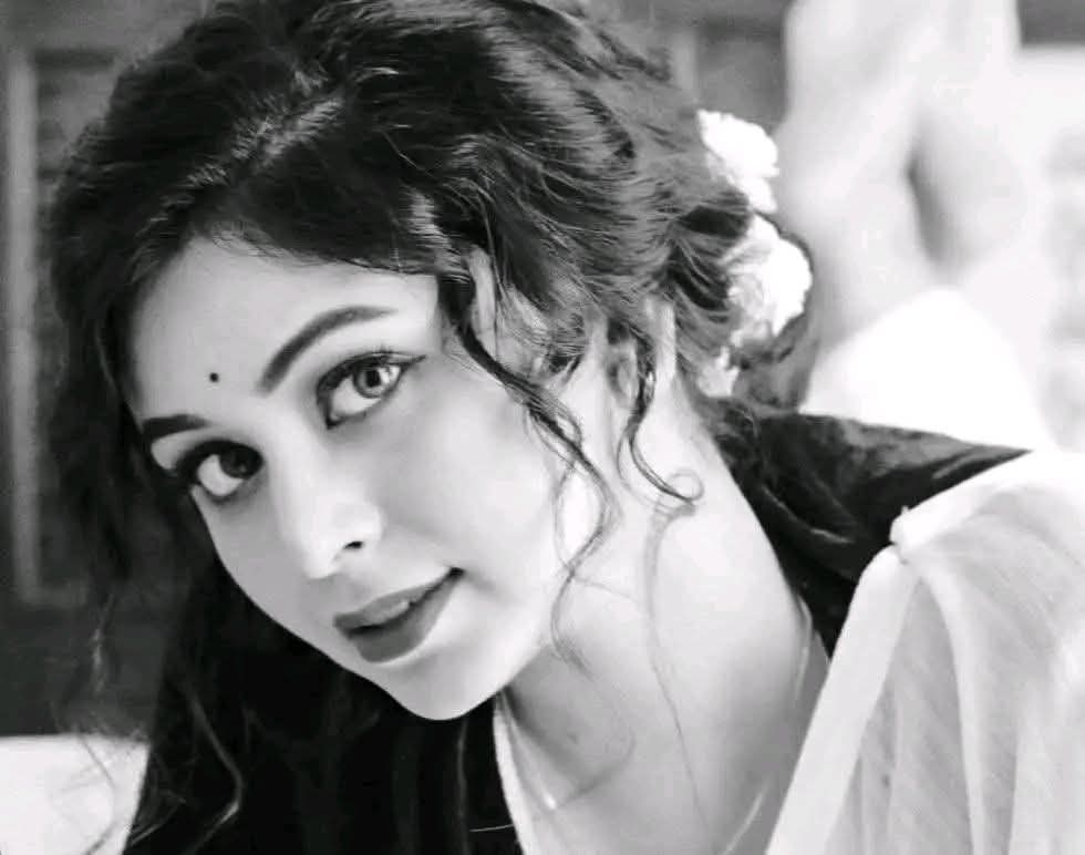 নারী কি আসলেই এক অদ্ভুত চরিত্রের নাম?