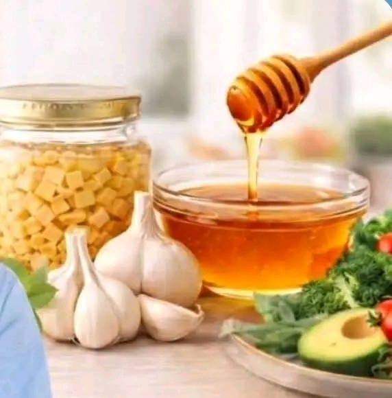 মধু ও রসুন আমাদের কিভাবে সুস্থ রাখে?